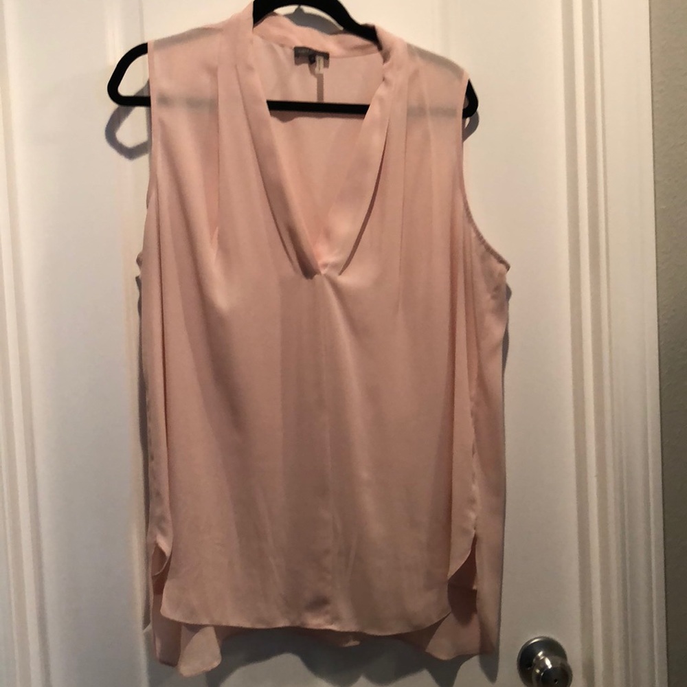 Sleeveless blouse - light pink